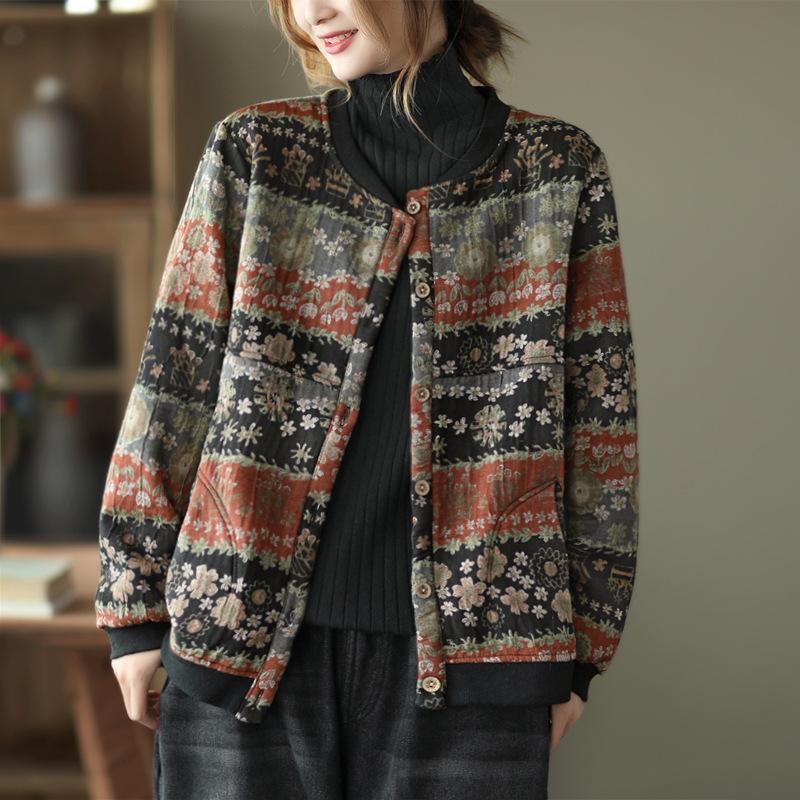 Elegantly Styled Coat for Everyday Wear