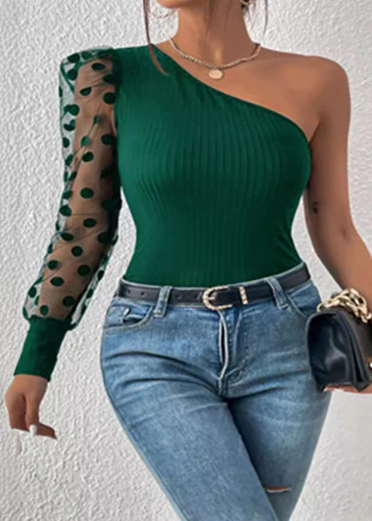 Effortlessly Elegant Top with a Timeless Design