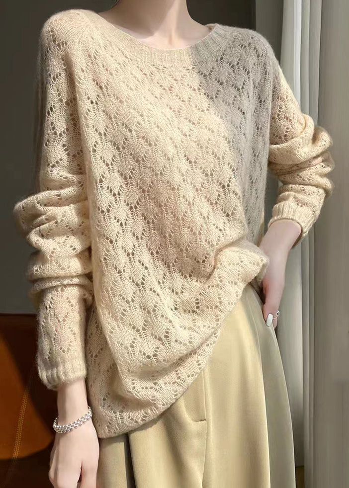 Beautifully Finished Top in a Timeless Design