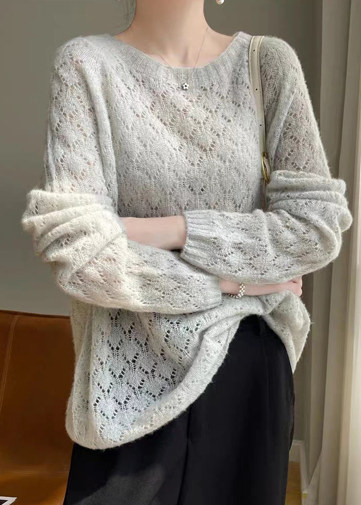 Beautifully Finished Top in a Timeless Design