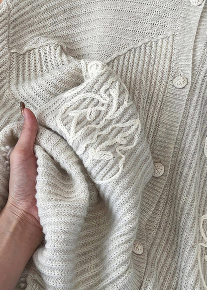 Elegantly Styled Coat for Everyday Wear