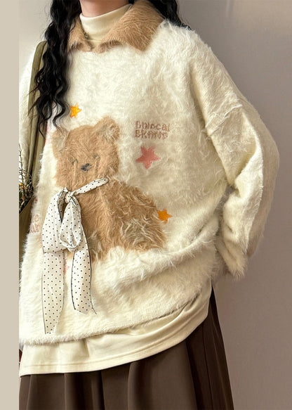 Classic Vintage Sweater with a Flattering Fit