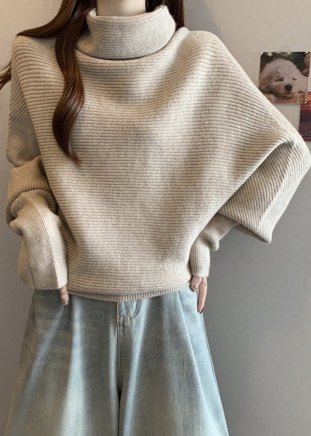 Classic Vintage Sweater with a Flattering Fit