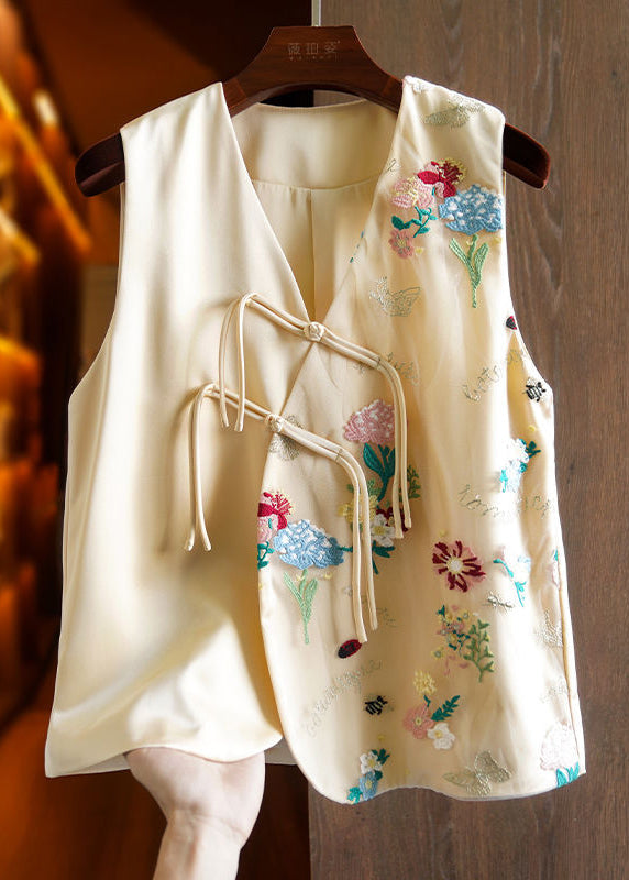 A Vintage Style Coat with Delicate Timeless Details