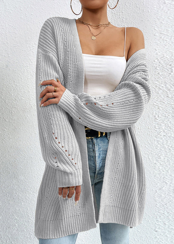 Effortlessly Elegant Cardigan with a Timeless Design