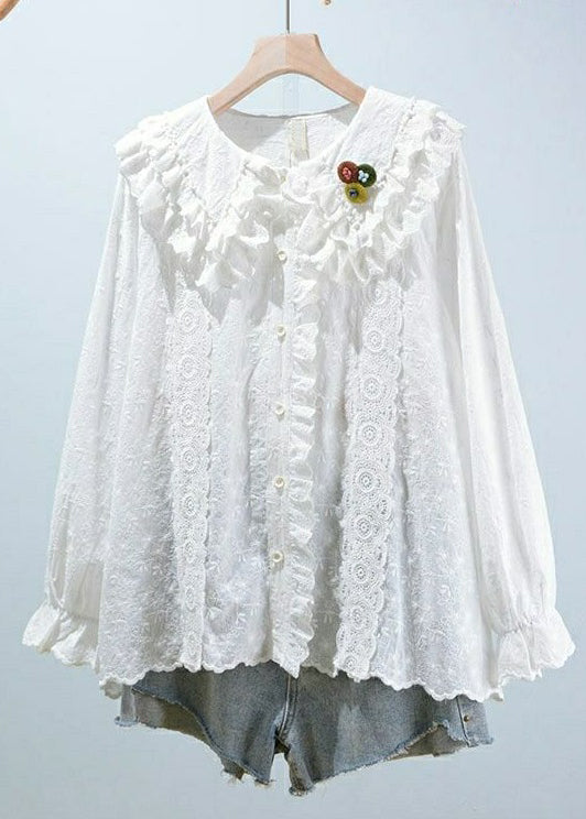 Sophisticated Blouse with a Clean Classic Look