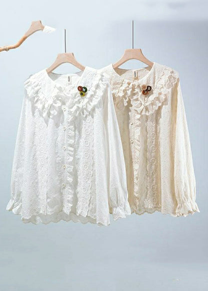 Sophisticated Blouse with a Clean Classic Look