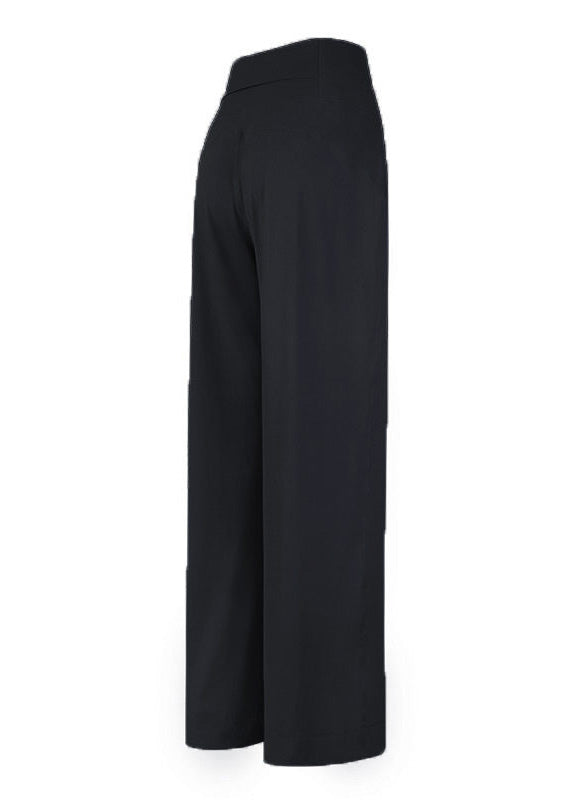 Effortlessly Elegant Pants with a Timeless Design