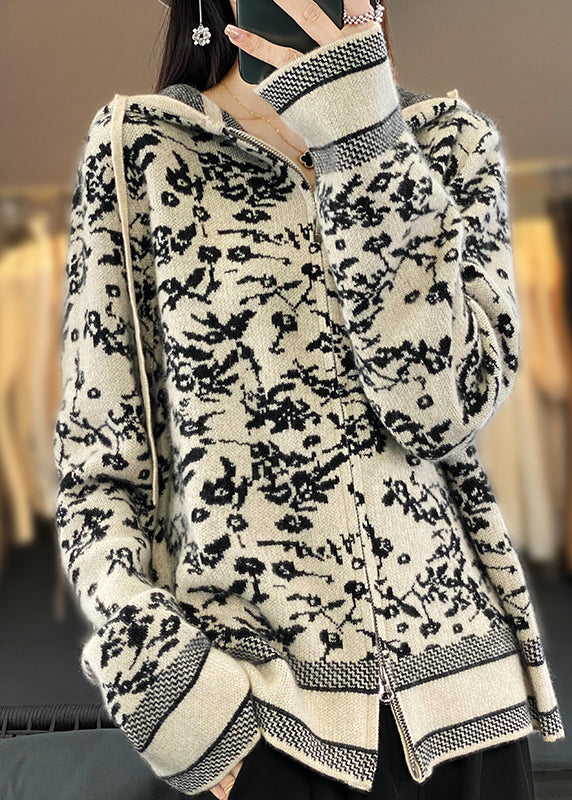 Gracefully Styled Coat for Any Occasion