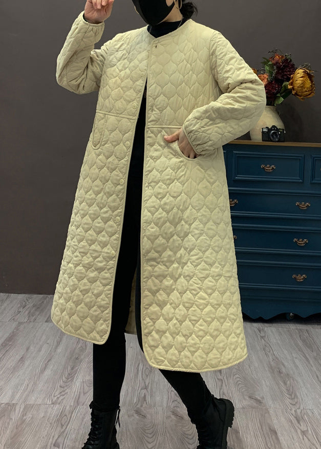 Effortlessly Elegant Coat with a Timeless Design