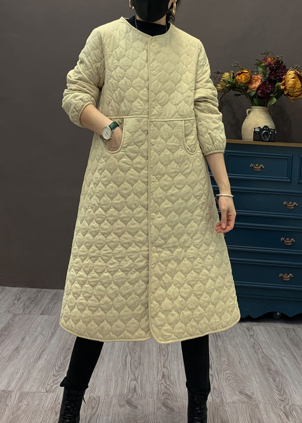 Effortlessly Elegant Coat with a Timeless Design