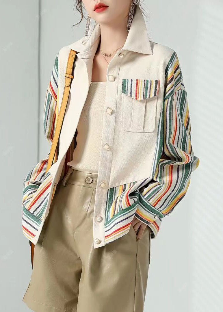 Beautifully Finished Coat in a Timeless Design
