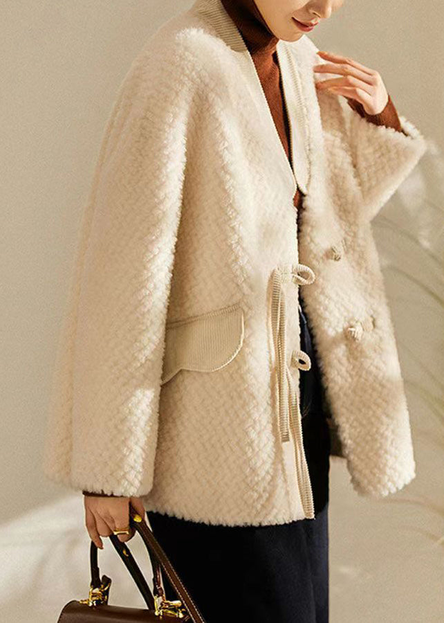 Gracefully Styled Coat for Any Occasion