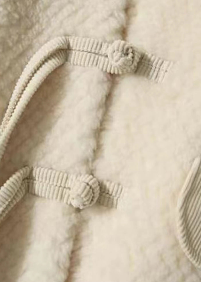 Gracefully Styled Coat for Any Occasion
