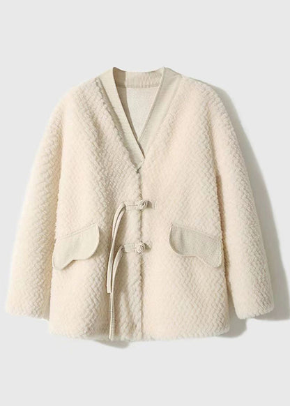 Gracefully Styled Coat for Any Occasion