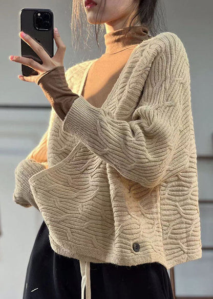 Classic Vintage Sweater with a Flattering Fit