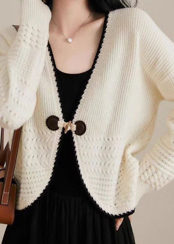 Elegantly Styled Cardigan for Everyday Wear
