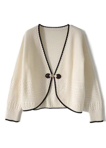 Elegantly Styled Cardigan for Everyday Wear