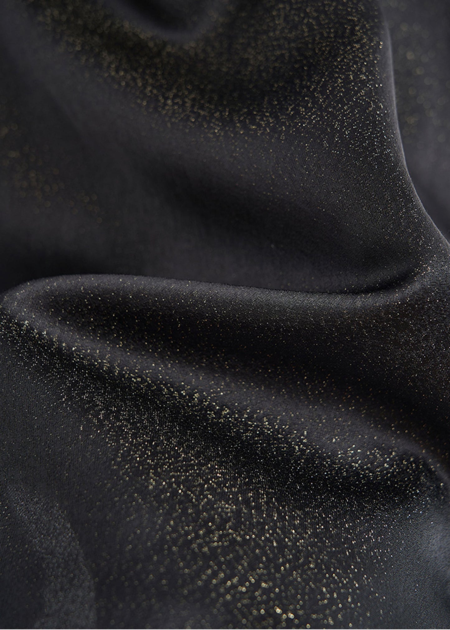 Well Tailored Garment with a Graceful Silhouette