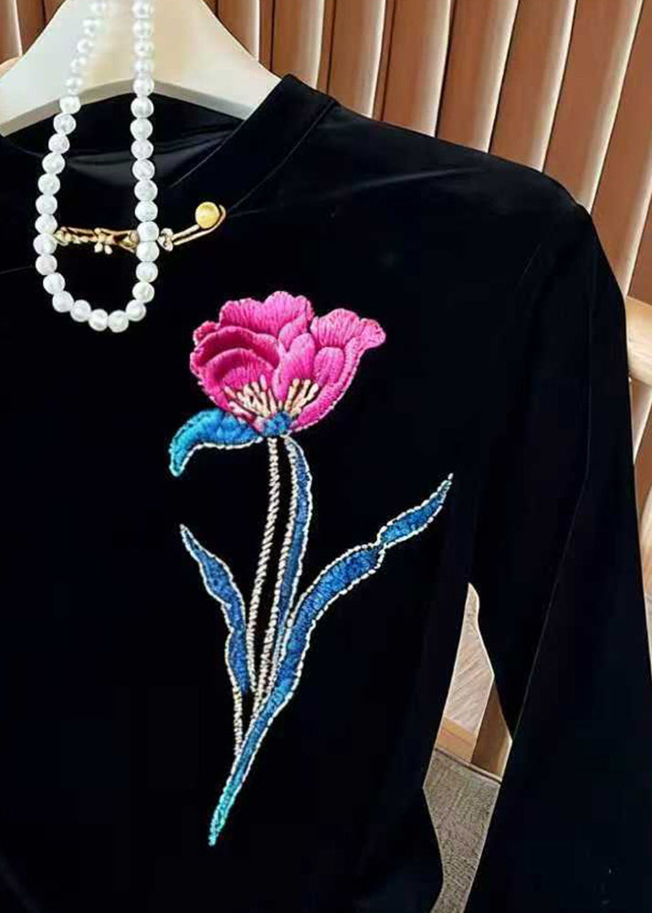 Gracefully Styled Blouse for Any Occasion