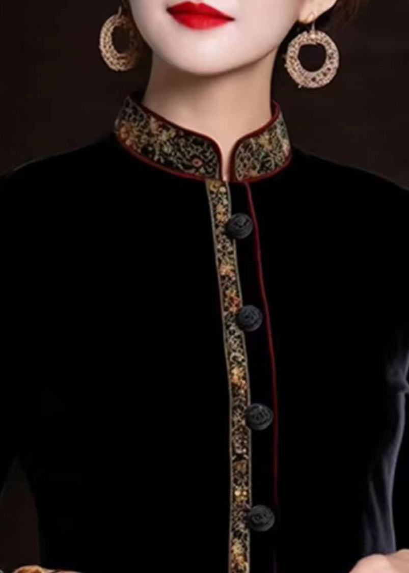 Elegantly Styled Coat for Everyday Wear