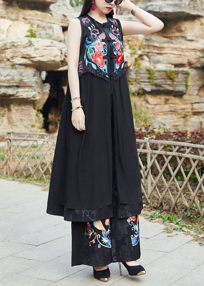 Well Tailored Coat with a Graceful Silhouette