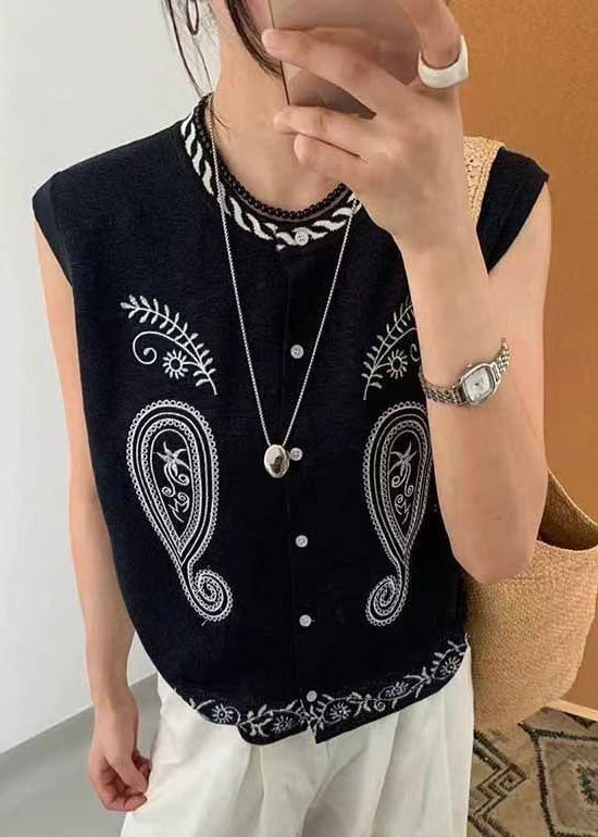 Sophisticated Top with a Clean Classic Look