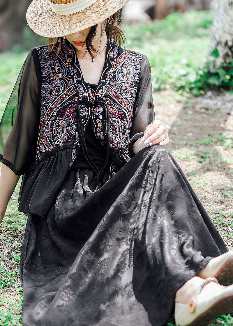 Polished Blouse with an Effortless Classic Look