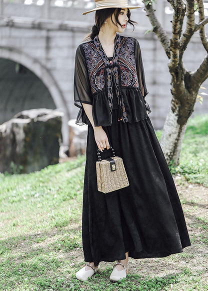 Polished Blouse with an Effortless Classic Look