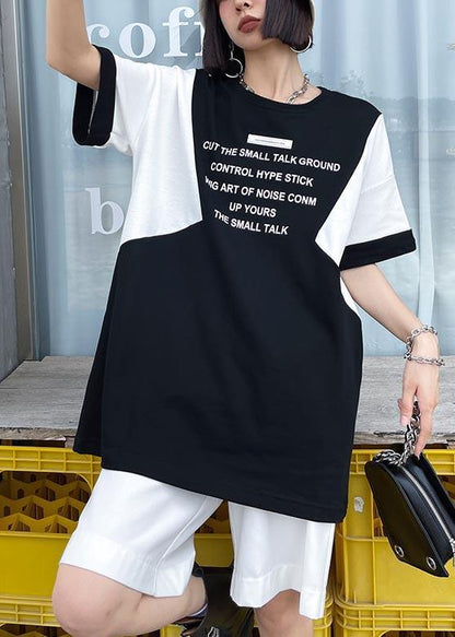 Sophisticated Blouse with a Clean Classic Look