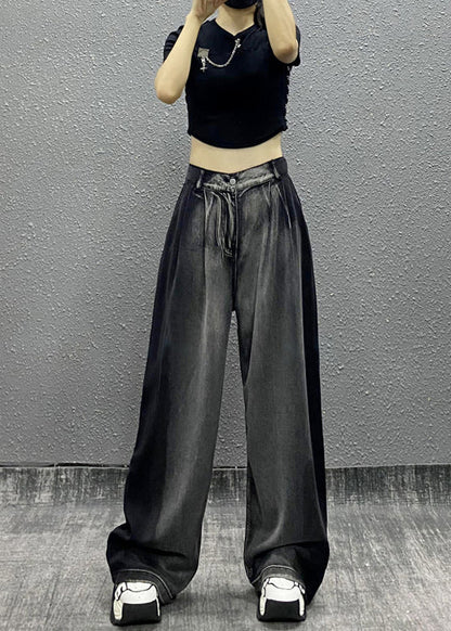 Effortlessly Elegant Pants with a Timeless Design