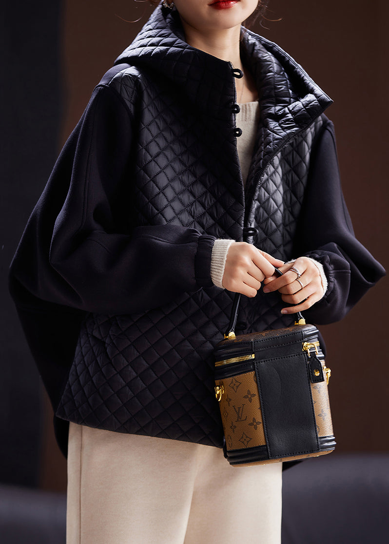 Well Tailored Coat with a Graceful Silhouette