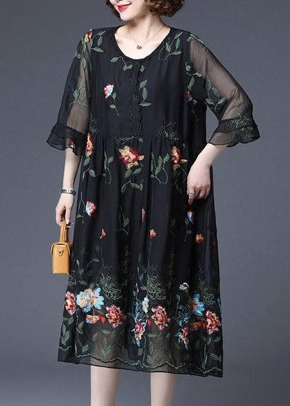 Sophisticated Dress with a Clean Classic Look