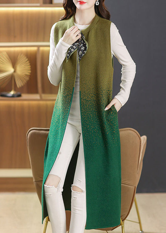A Vintage Style Coat with Delicate Timeless Details