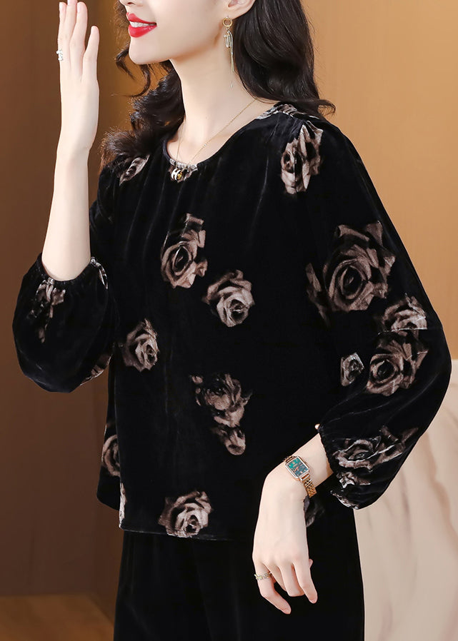 Classic Vintage Top with a Flattering Fit