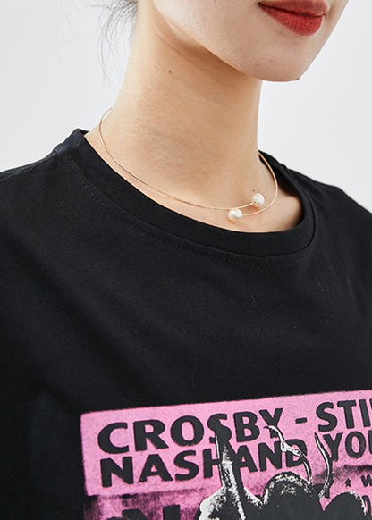 Sophisticated Garment with a Clean Classic Look