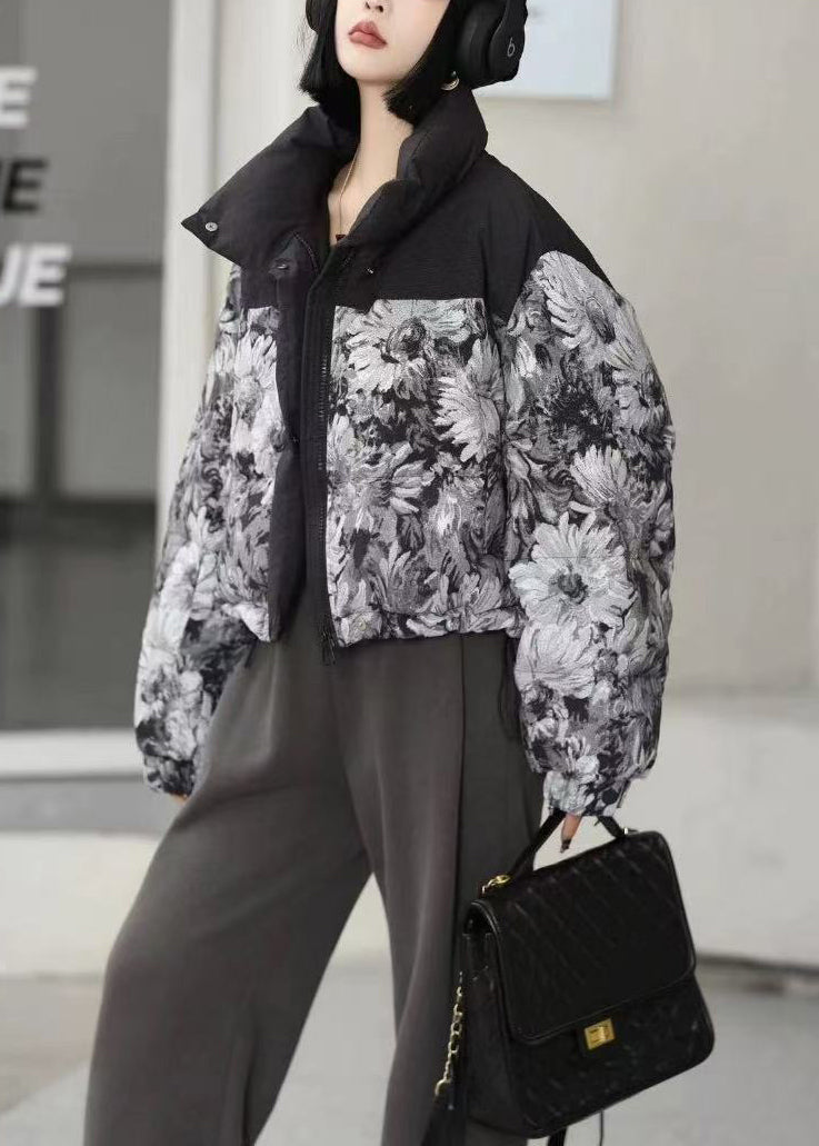 Effortlessly Elegant Jacket with a Timeless Design