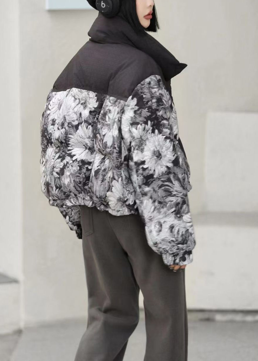 Effortlessly Elegant Jacket with a Timeless Design