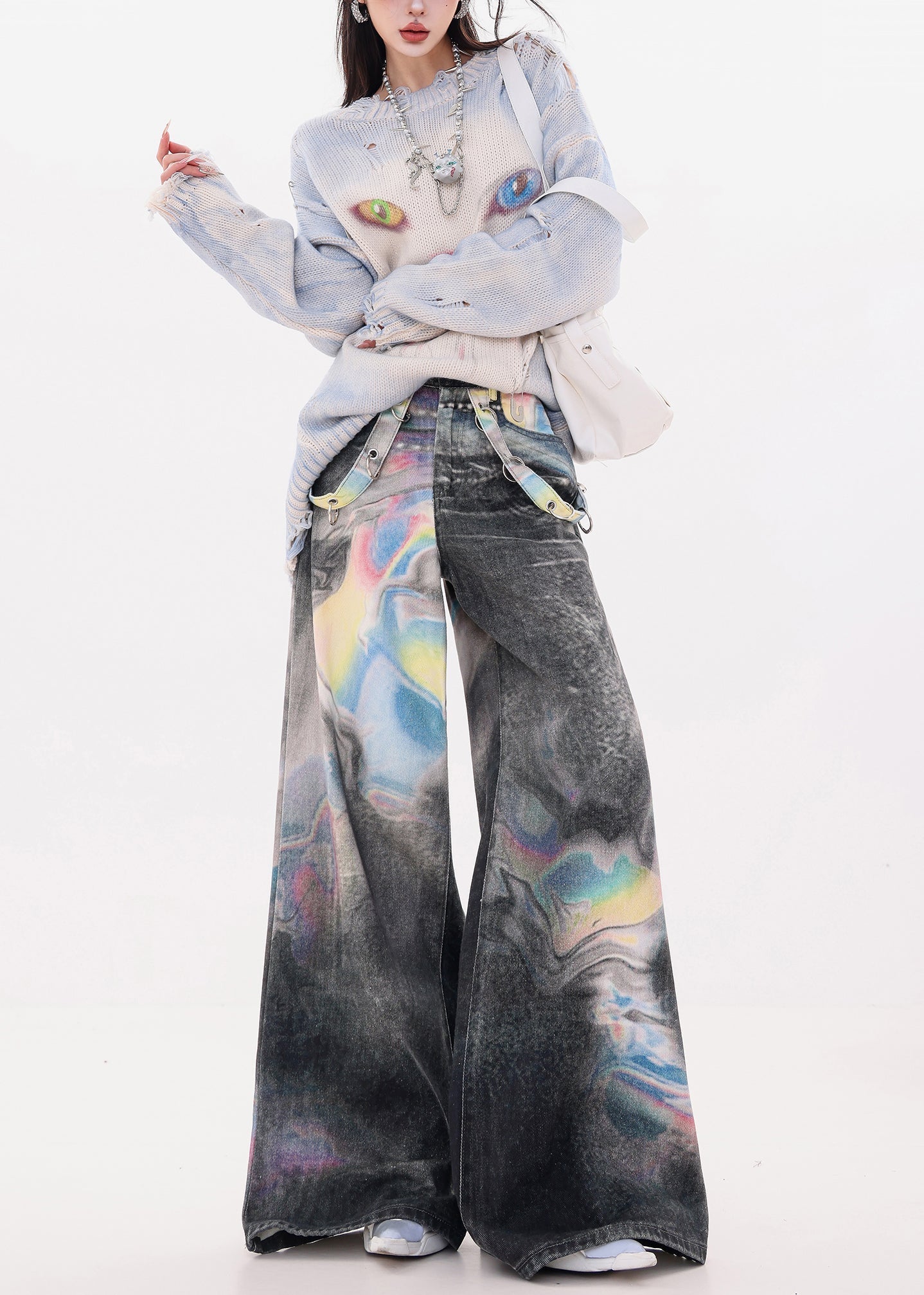 Well Tailored Pants with a Graceful Silhouette