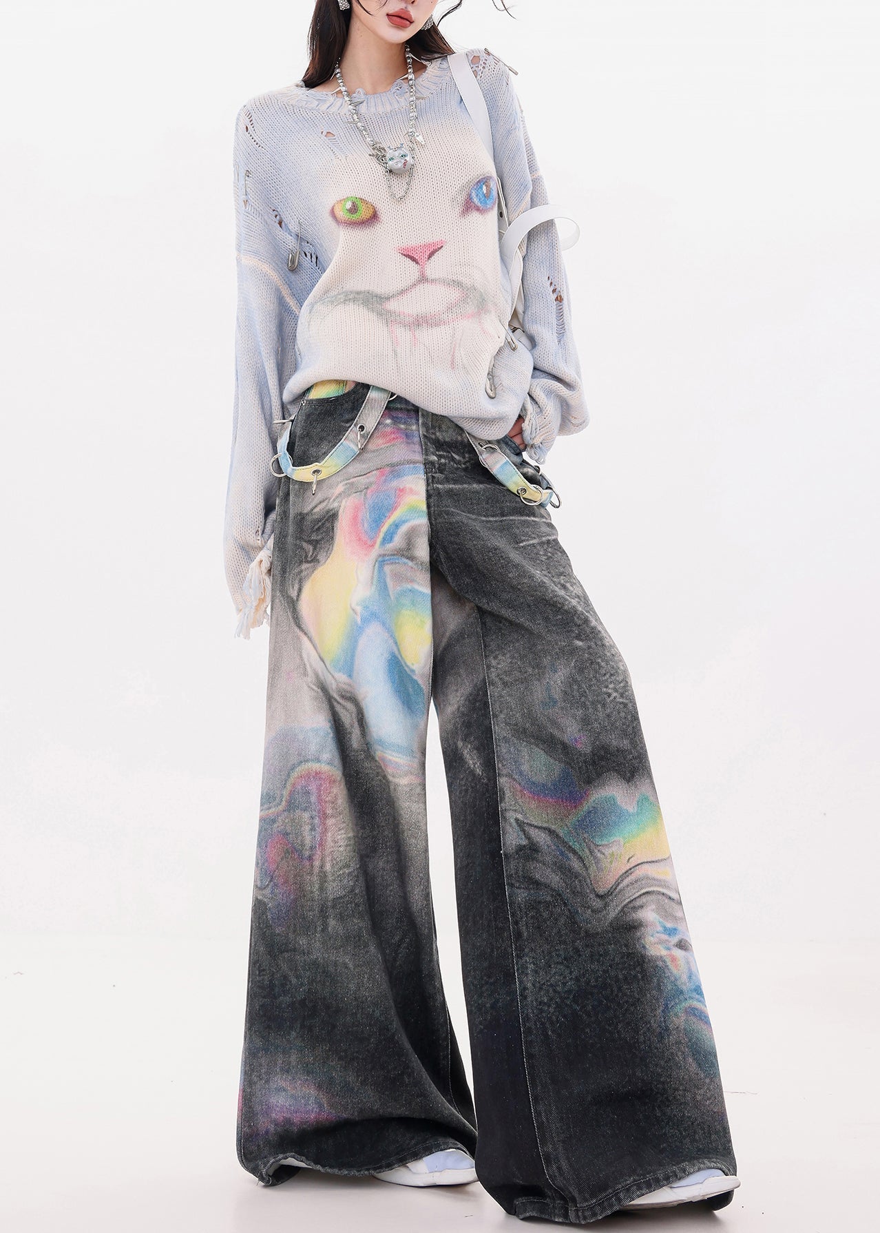 Well Tailored Pants with a Graceful Silhouette