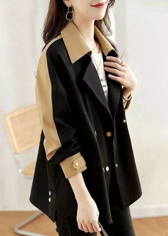 Elegantly Styled Coat for Everyday Wear