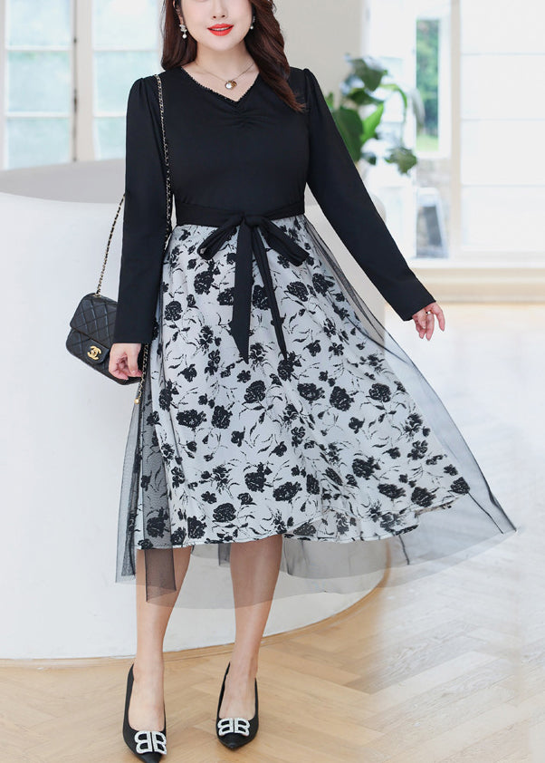 Classic Vintage Dress with a Flattering Fit