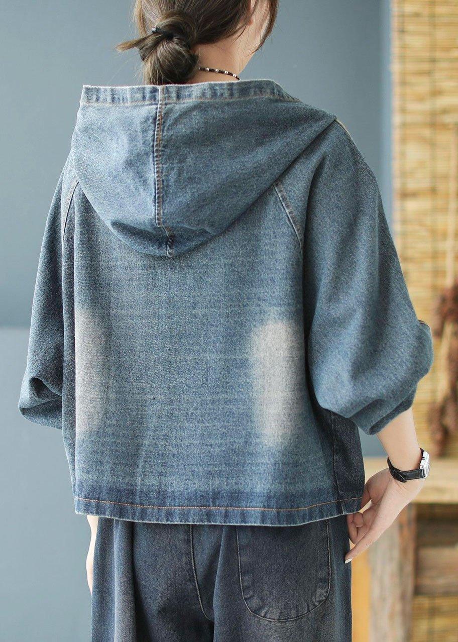 Beautifully Finished Coat in a Timeless Design