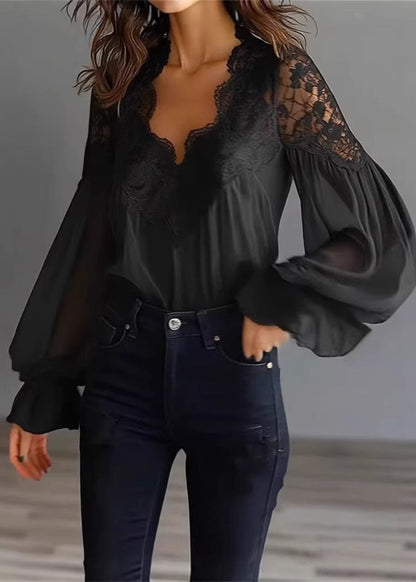 Classic Vintage Shirt with a Flattering Fit