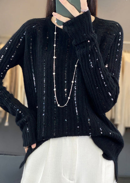 Classic Vintage Sweater with a Flattering Fit