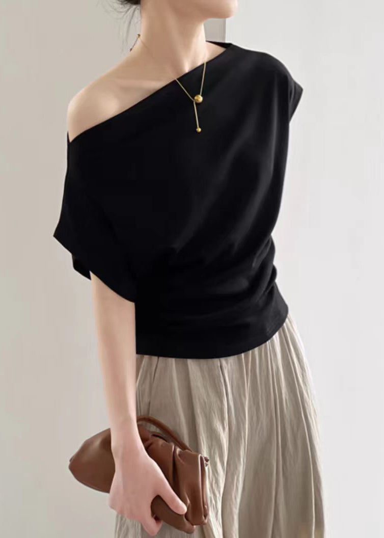 Well Tailored Shirt with a Graceful Silhouette