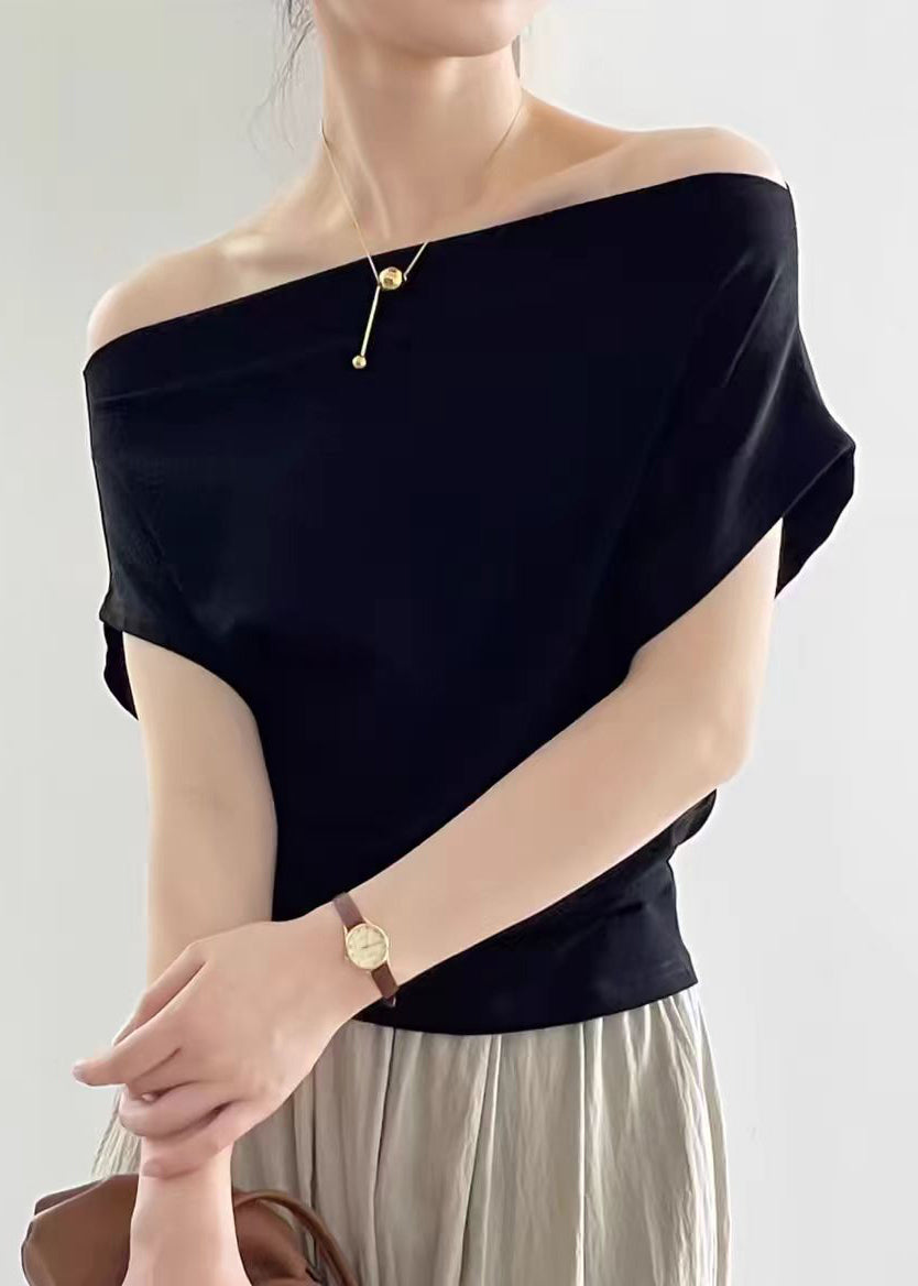 Well Tailored Shirt with a Graceful Silhouette
