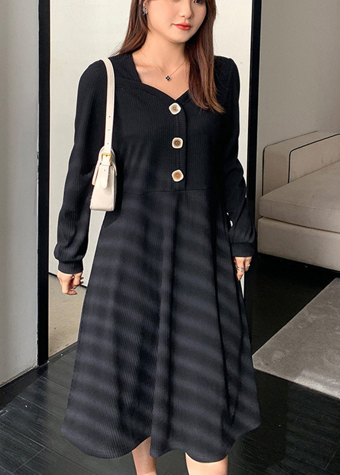 Sophisticated Dress with a Clean Classic Look