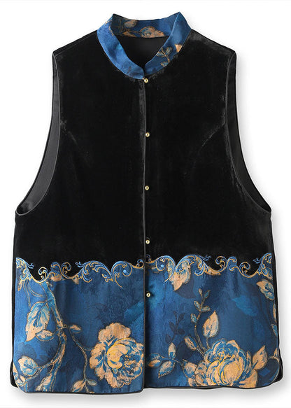 A Vintage Style Coat with Delicate Timeless Details