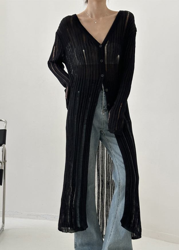 Effortlessly Elegant Cardigan with a Timeless Design